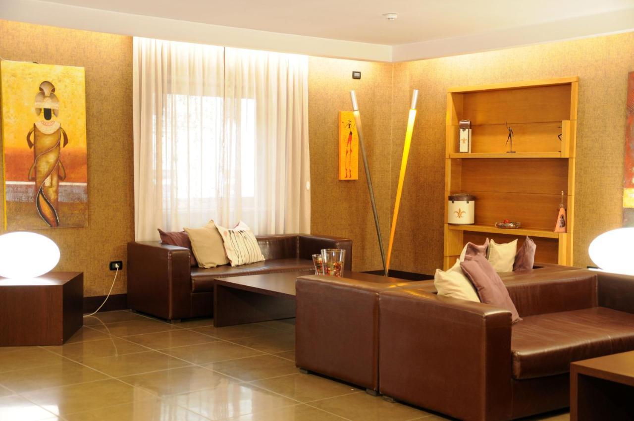 Hotel Fly Casoria